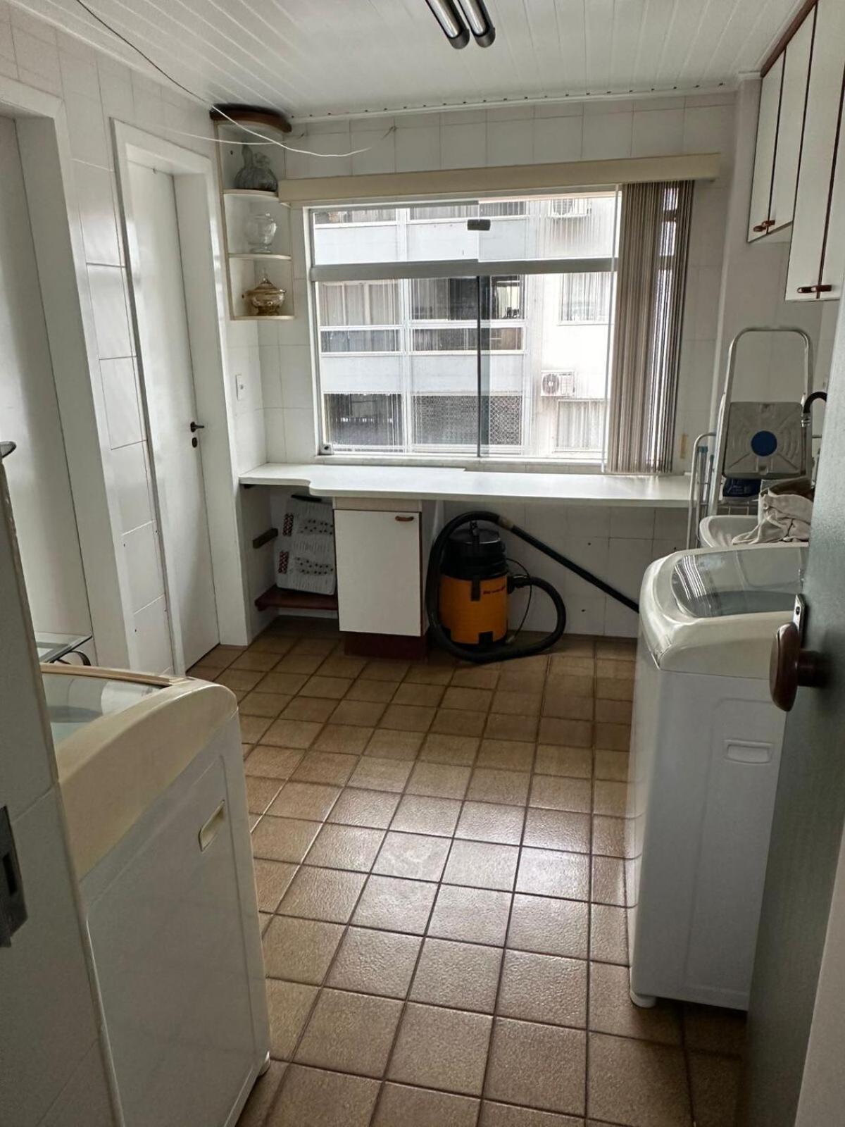Apartamento Apto Grande A Poucos Passos Do Mar Balneario Camboriu